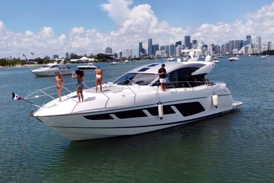 boat rentals miami beach boat in miami boat rentals in miami beach miami yachts miami private boat rental yatch rental miami miami yacht charter miami boat charters